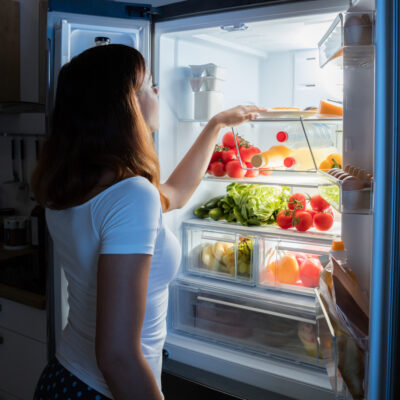 Regular vs. Smart Refrigerators