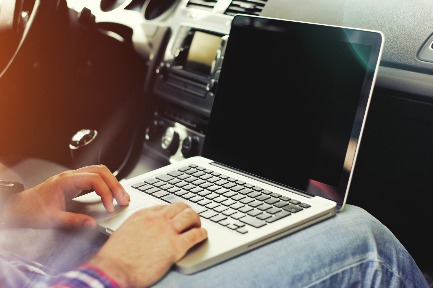 Top Features to Look for in a New Laptop