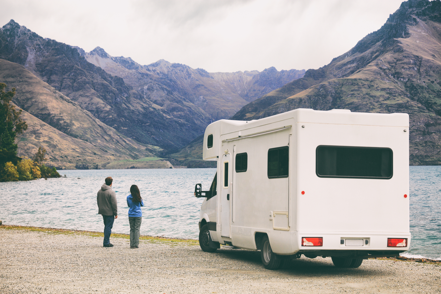 5 Mistakes to Avoid When Buying a Trailer or RV